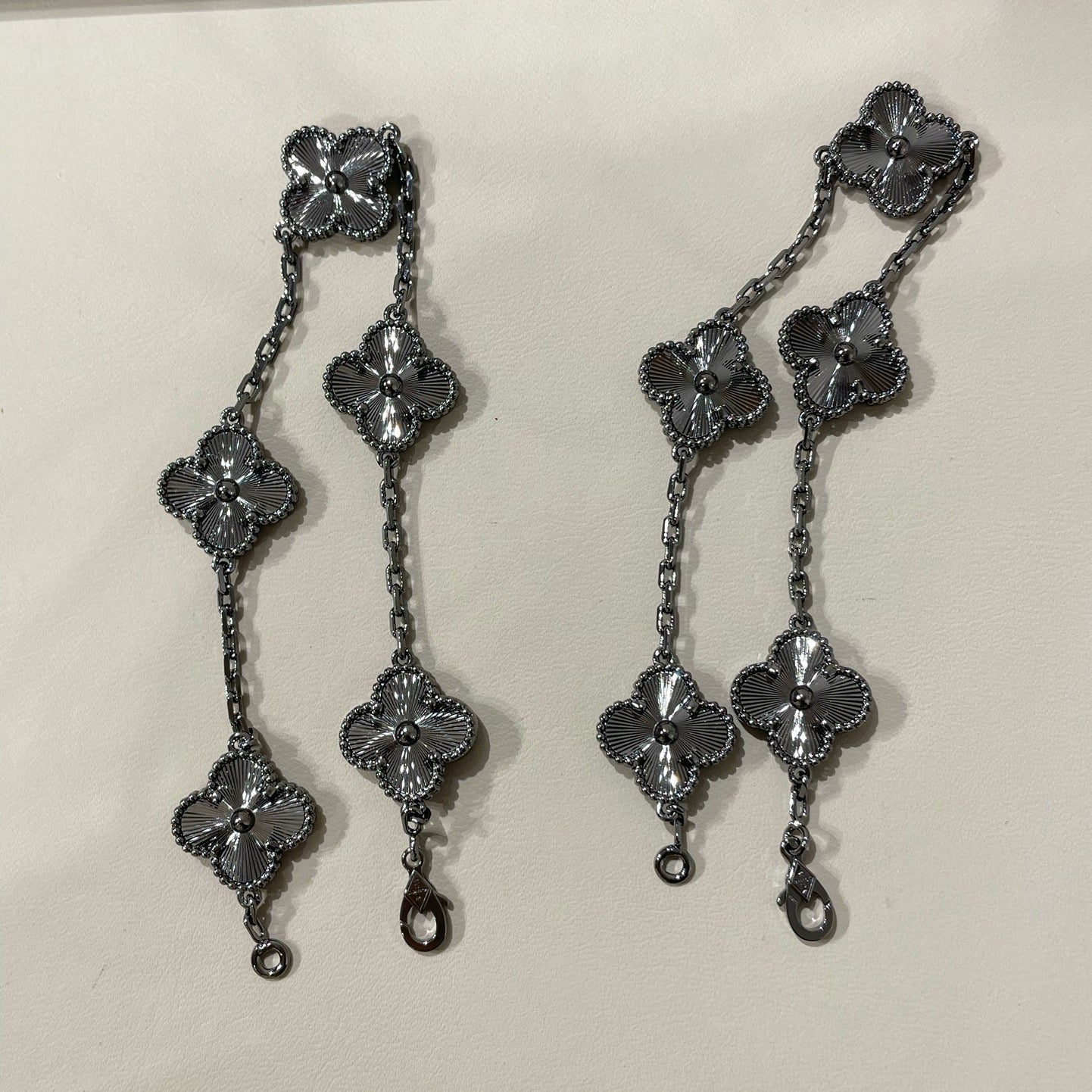 [Marin-Jewelry]CLOVER 5 MOTIF BLACK BRACELET