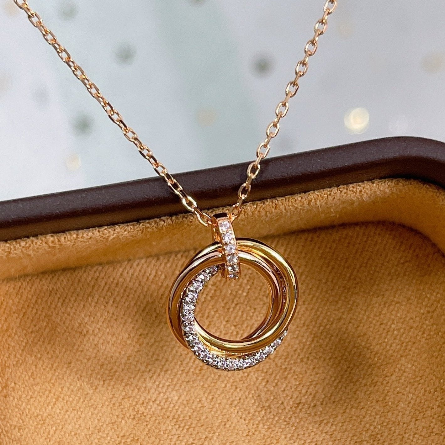 [Marin-Jewelry]TRINITY NECKLACE SILVER GOLD PINK GOLD DIAMONDS