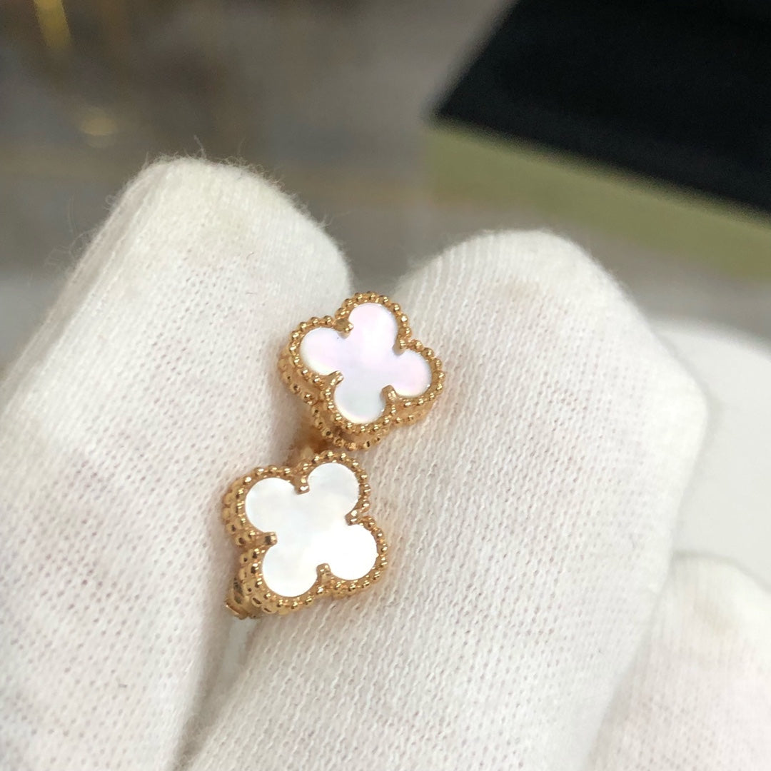 [Marin]CLOVER MINI GOLD EARRINGS