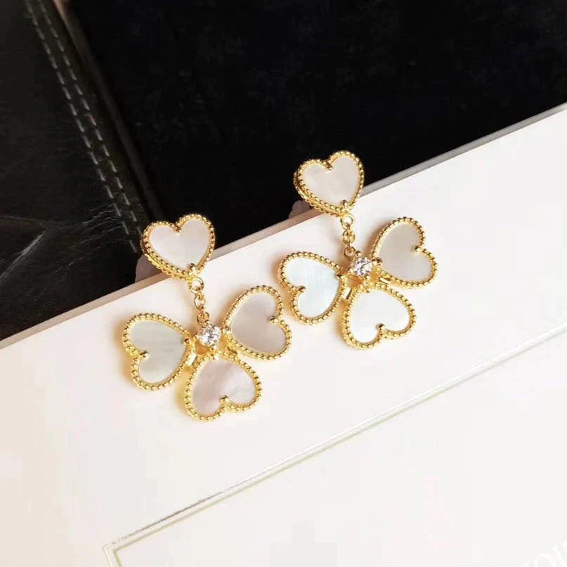 [Marin]CLOVER SWEET WHITE MOP EARRINGS