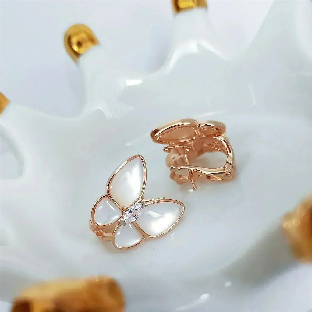 [Marin]BUTTERFLY MOP DIAMOND EARRINGS