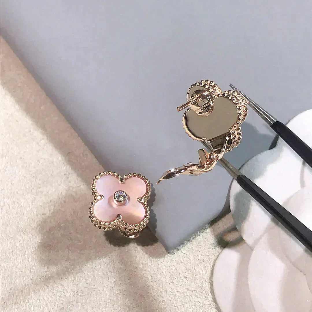 [Marin]BOUCLES D'OREILLES CLOVER MEDIUM 1 MOTIFS NŒUD PAPILLON ROSE DIAMANT