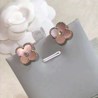 [Marin]CLOVER MEDIUM 1 MOTIFS  PINK MOP DIAMOND EARRINGS