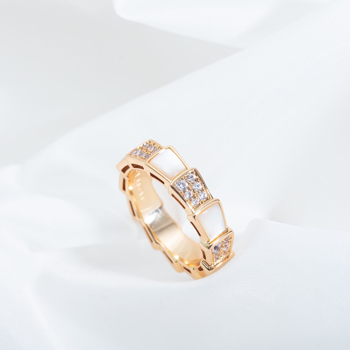 [Marin]SERPENTI RING PINK GOLD MOP DIAMOND PAVED 4MM