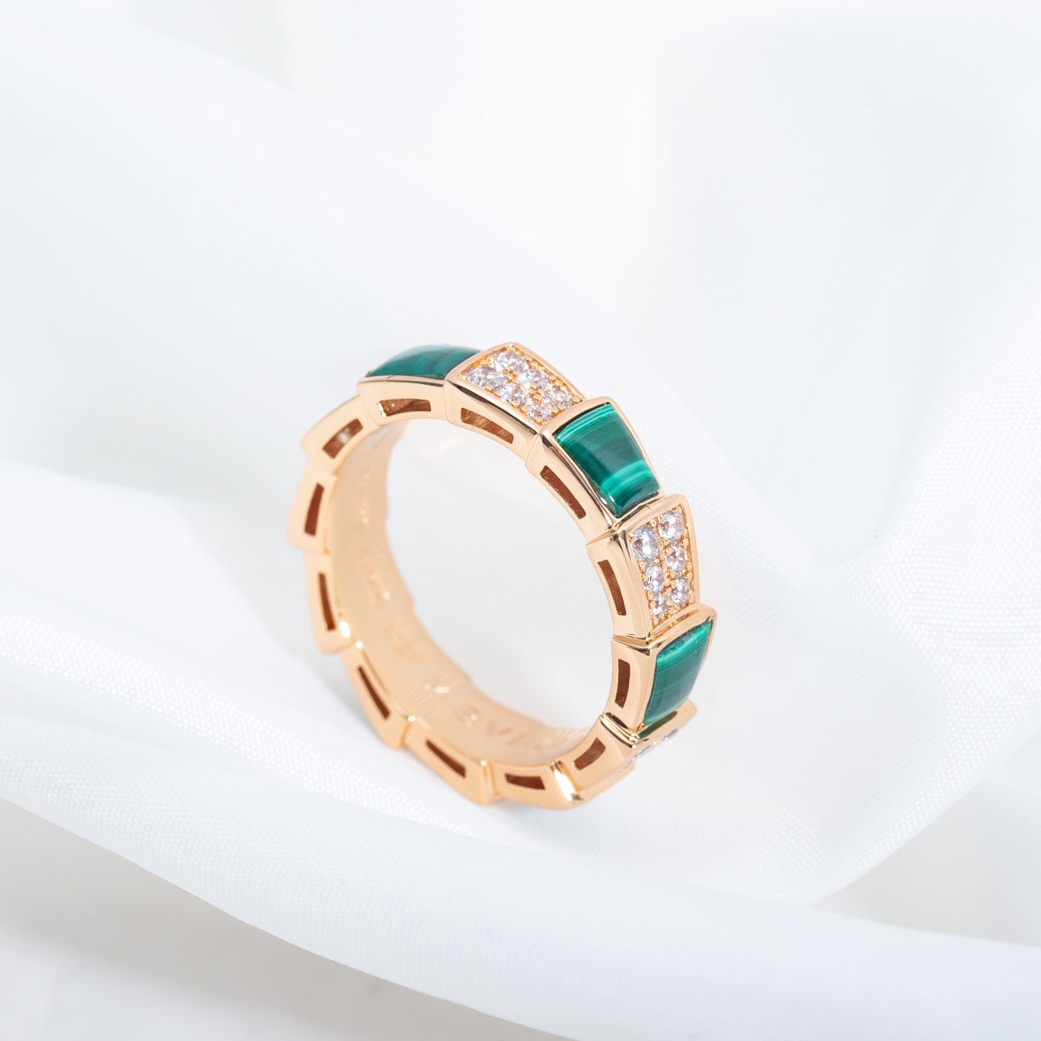 [Marin]SERPENTI RING PINK GOLD MALACHITE DIAMOND PAVED 4MM
