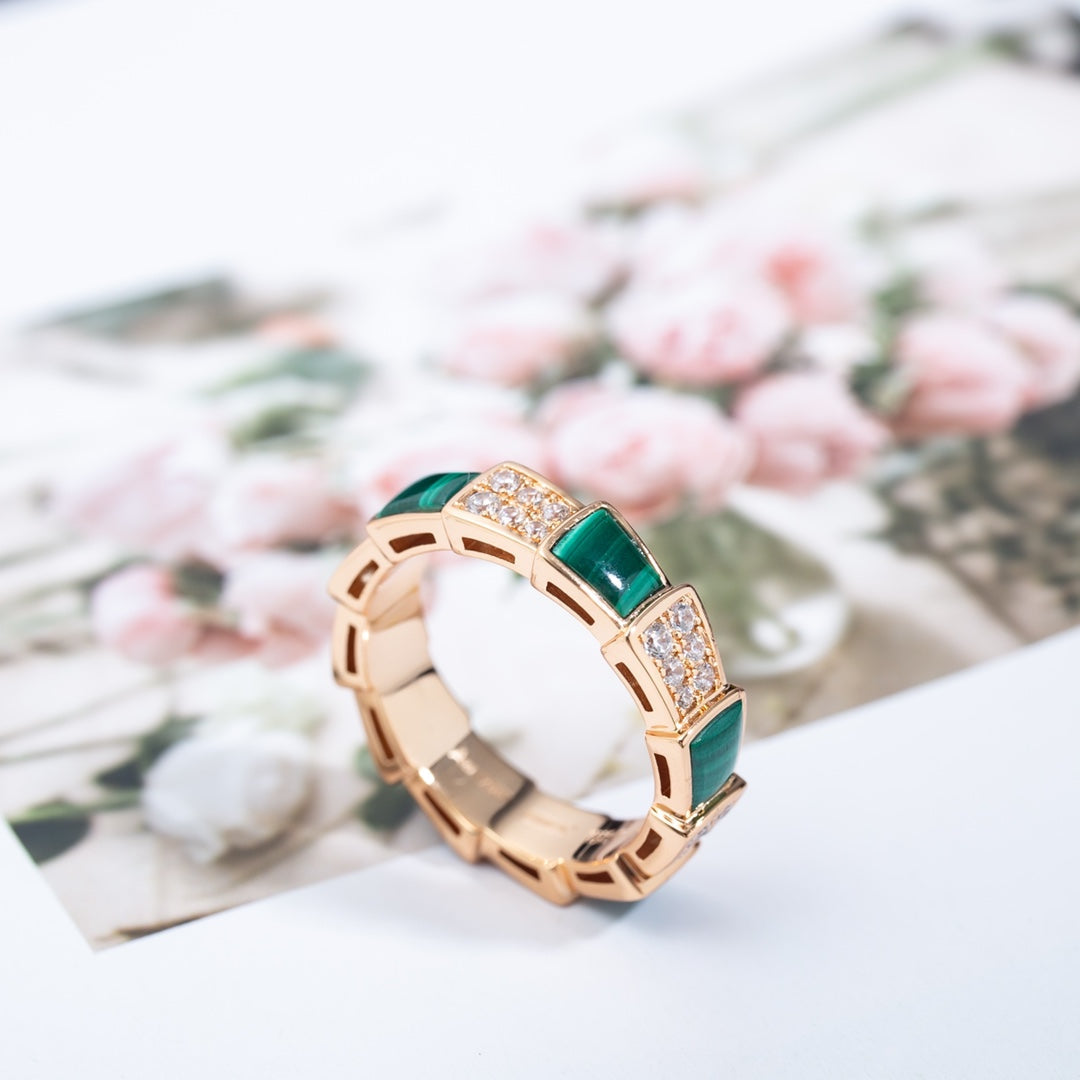 [Marin]SERPENTI RING PINK GOLD MALACHITE DIAMOND PAVED 4MM