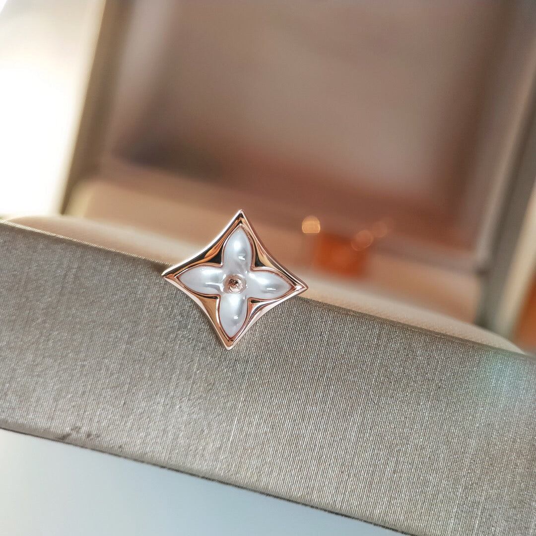 [Marin]STAR MOP PINK GOLD EARRINGS