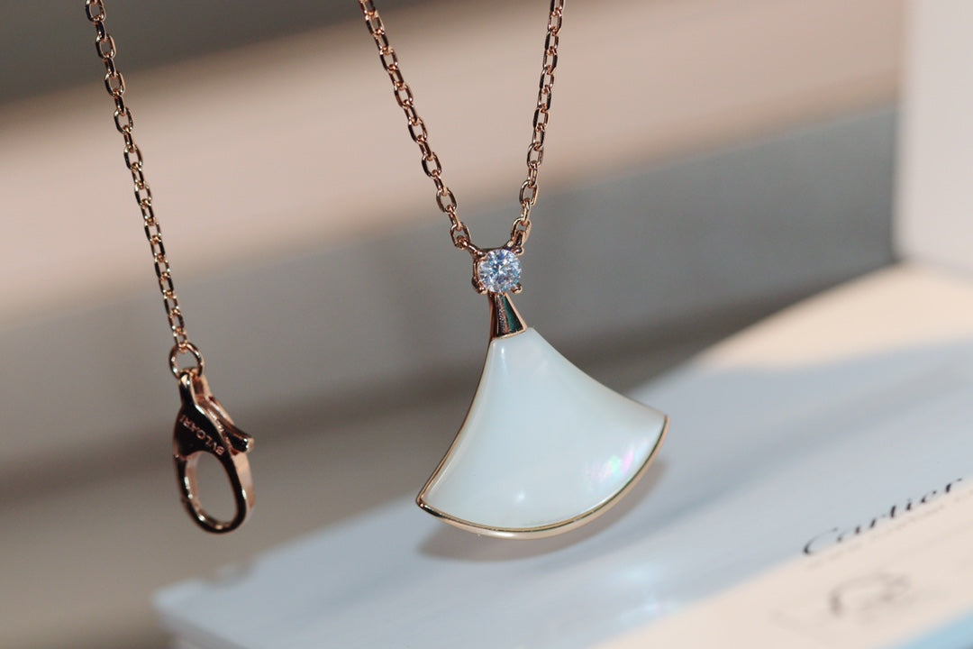 [Marin]DREAM NECKLACE WHITE MOP PINK GOLD 1 DIAMOND