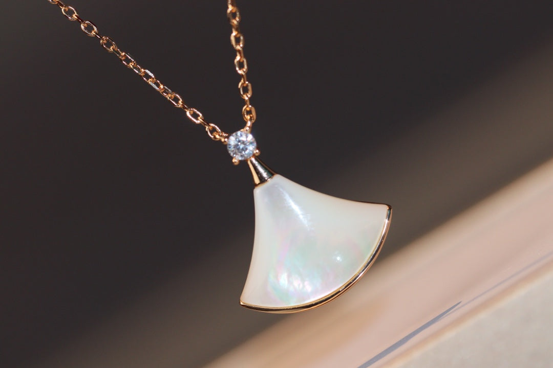 [Marin]DREAM NECKLACE WHITE MOP PINK GOLD 1 DIAMOND