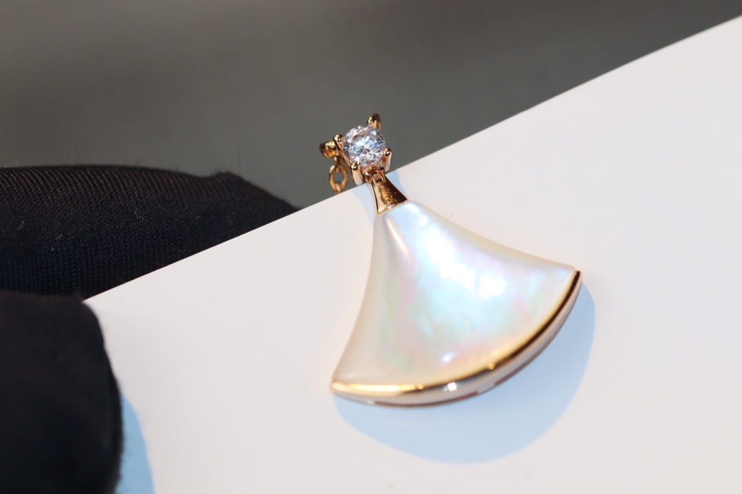 [Marin]DREAM NECKLACE WHITE MOP PINK GOLD 1 DIAMOND