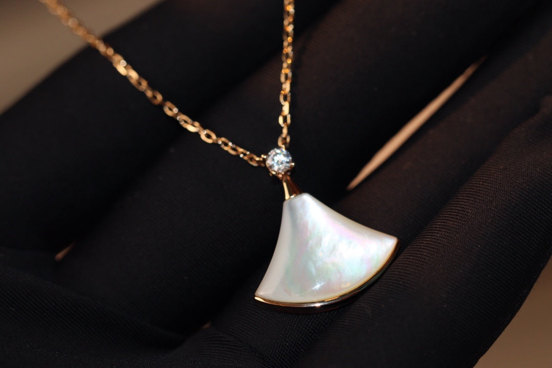 [Marin]DREAM NECKLACE WHITE MOP PINK GOLD 1 DIAMOND