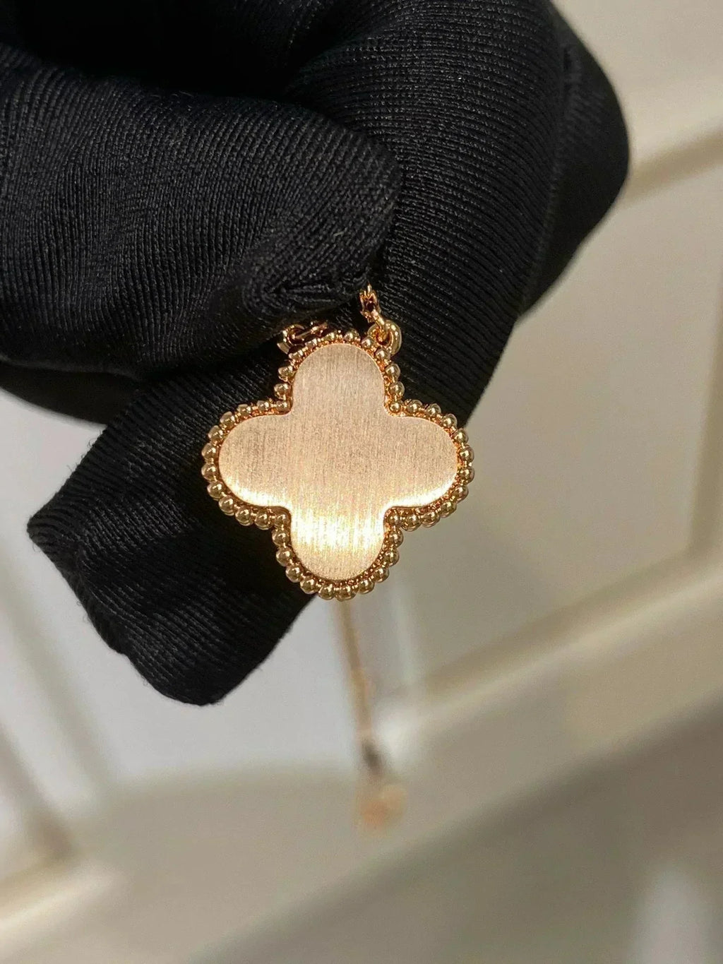 [Marin]CLOVER 15MM DIAMOND RHODONITE NECKLACE
