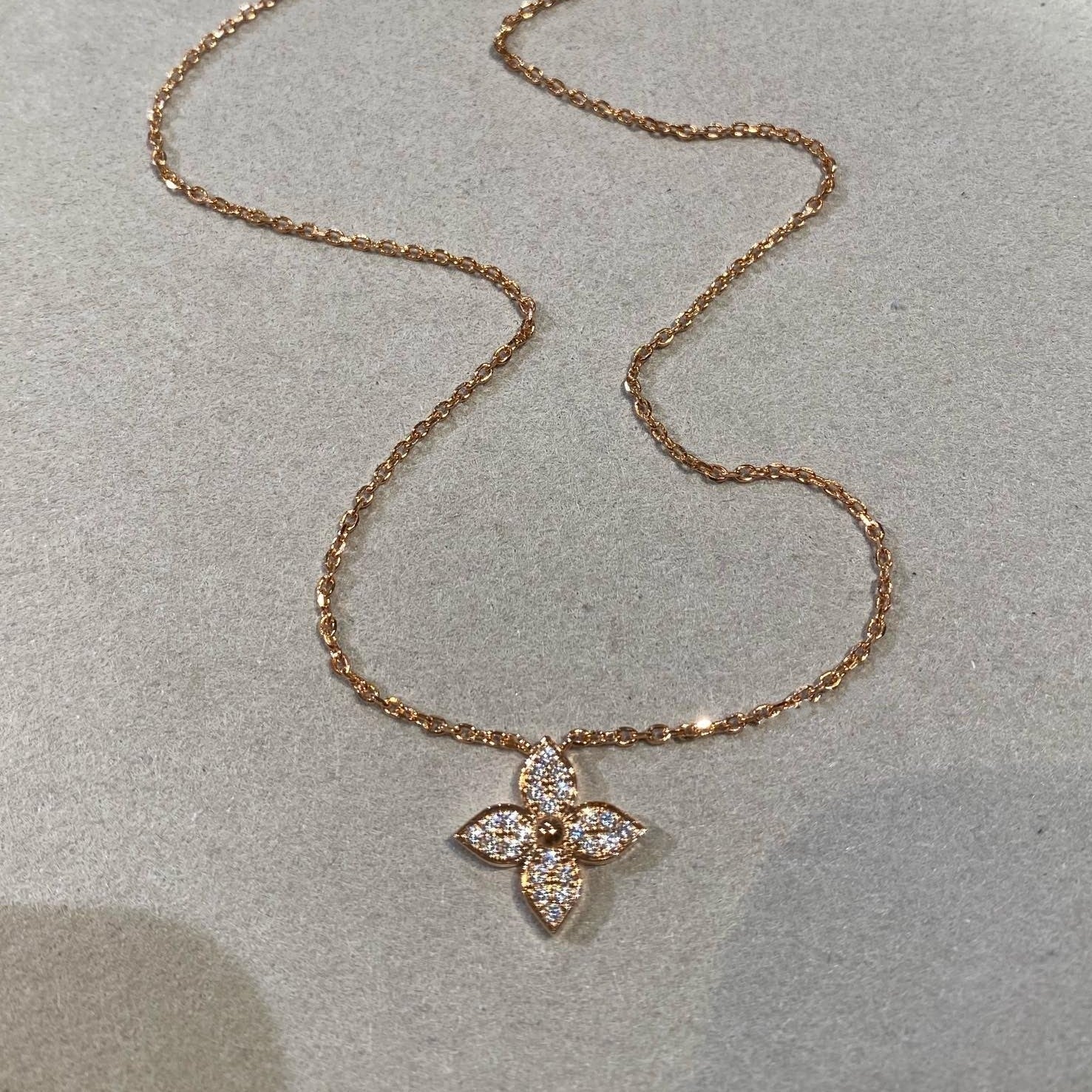 [Marin]STAR DIAMOND NECKALCE