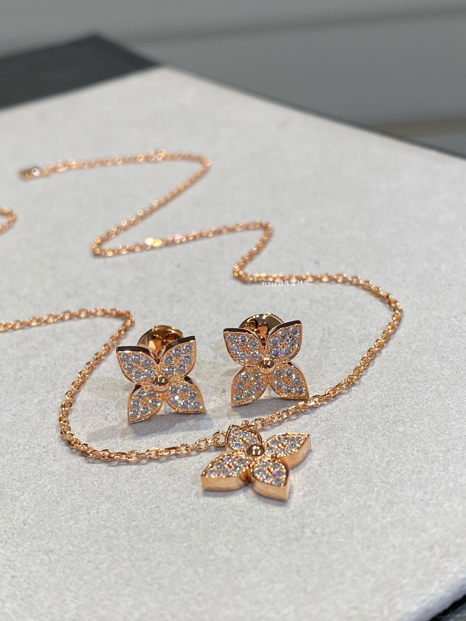 [Marin]STAR DIAMOND NECKALCE