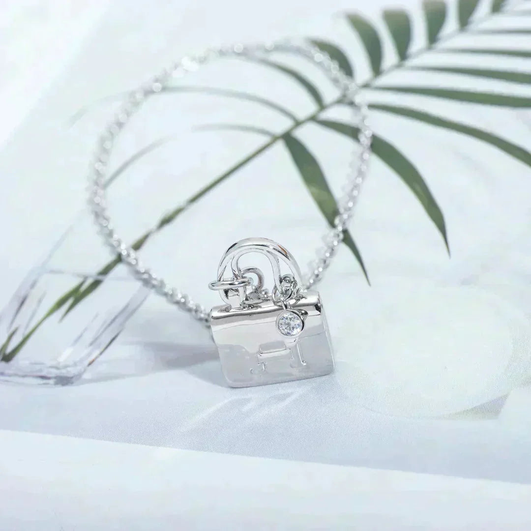 [Marin]AMULETTE PEDANT SILVER NECKLACE