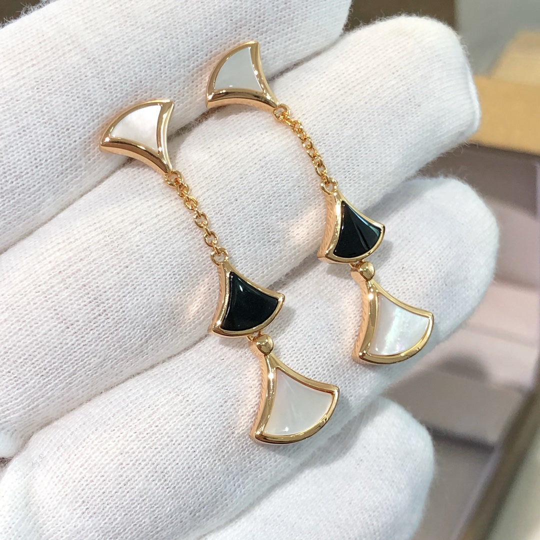 [Marin]DREAM EARRINGS 3 MOTIFS ONYX MOP PINK GOLD