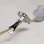 [Marin]CLOVER MEDIUM 1 MOTIFS BOUCLES D'OREILLES NACRE BLANCHE ARGENT