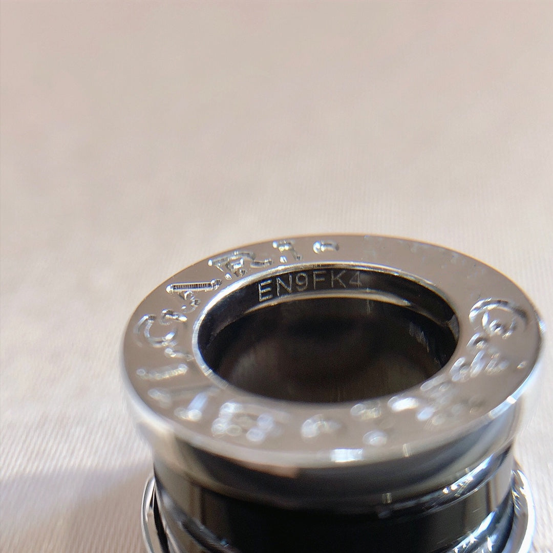[Marin]ZERO 1 BLACK CERAMIC SILVER NECKLACE
