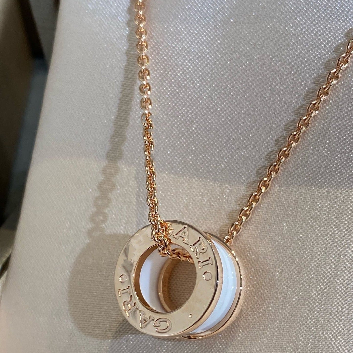 [Marin]ZERO 1 WHITE CERAMIC PINK GOLD NECKLACE