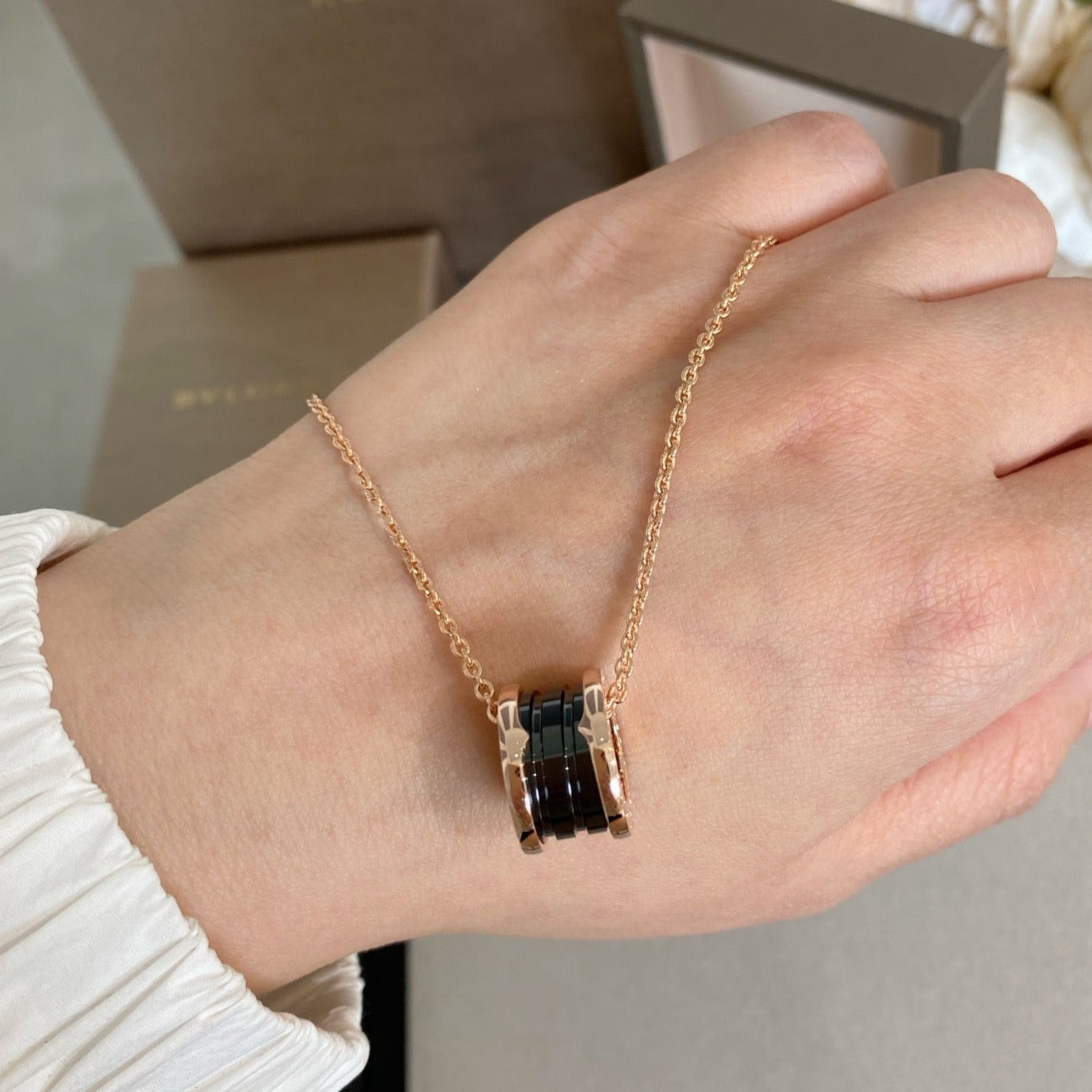 [Marin]ZERO 1 BLACK CERAMIC PINK GOLD NECKLACE