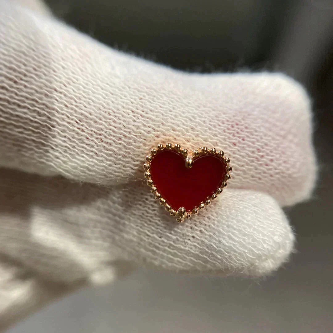 [Marin]HEART CARNELIAN STUD EARRINGS
