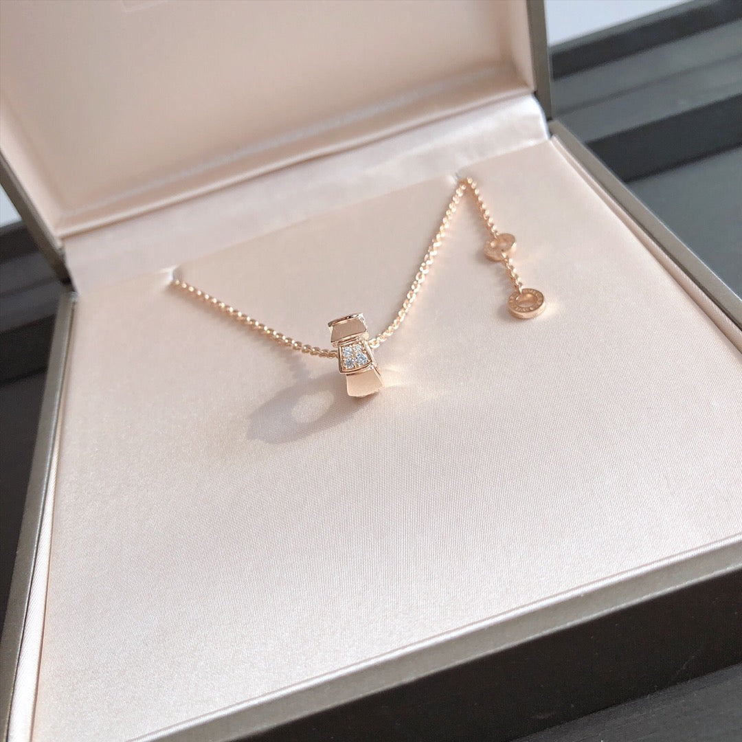 [Marin]SERPENTI PEDANT DIAMOND PINK GOLD NECKLACE