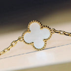 [Marin]CLOVER 20 MOTIFS WHITE MOP NECKLACE