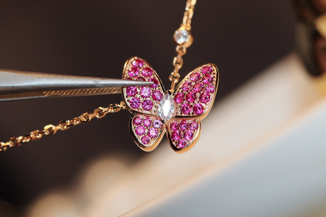 [Marin]BUTTERFLY RED DIAMOND ROSE GOLD NECKLACE