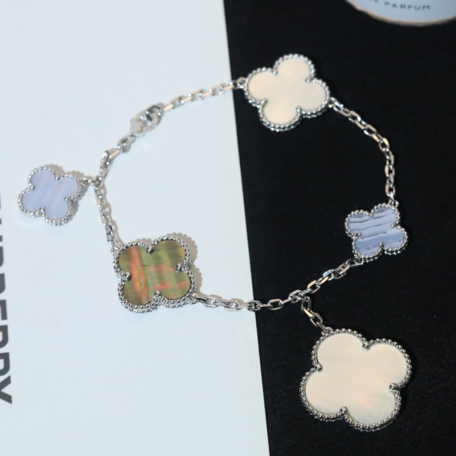 [Marin]CLOVER BRACELET 5 MOTIFS MOP CHALCEDONY SILVER