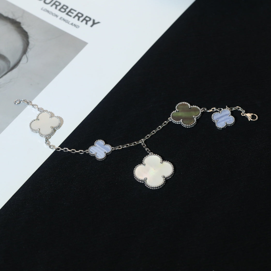 [Marin-Jewelry]CLOVER BRACELET 5 MOTIFS MOP CHALCEDONY SILVER