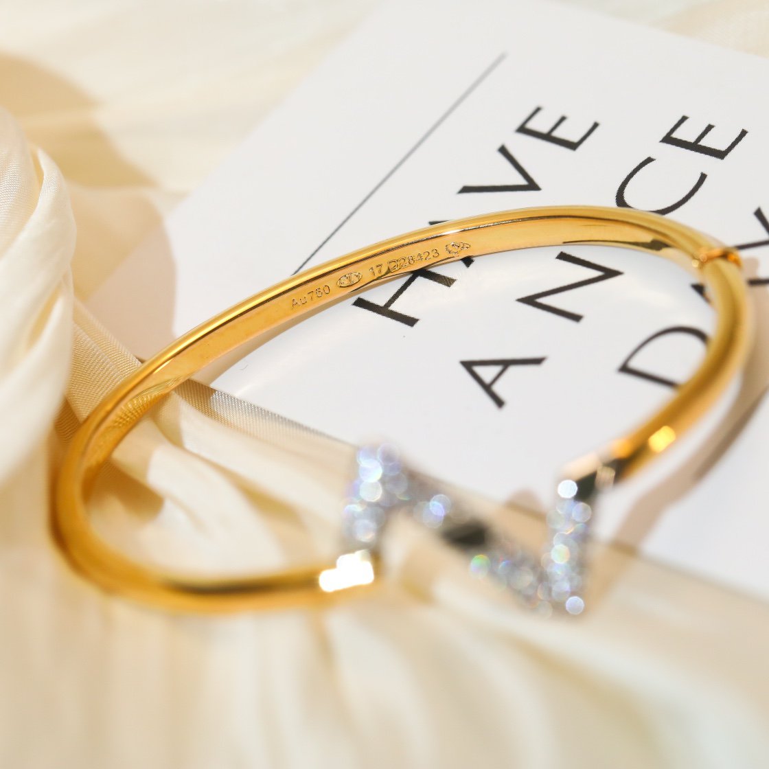[Marin]VOLTE UPSITE DOWN GOLD DIAMOND BRACELET