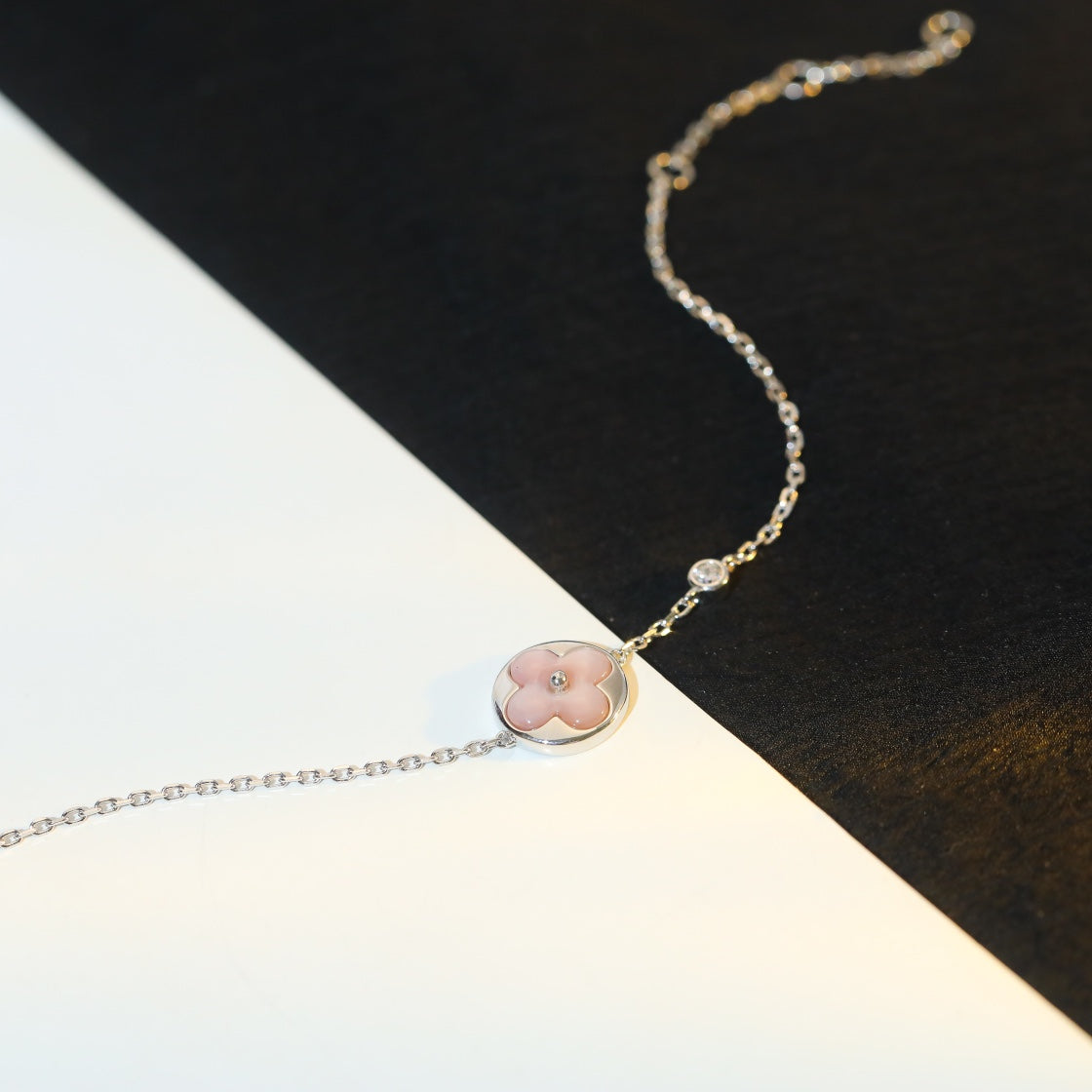 [Marin-Jewelry]SUN MOTIF PINK MOP SILVER BRACELET