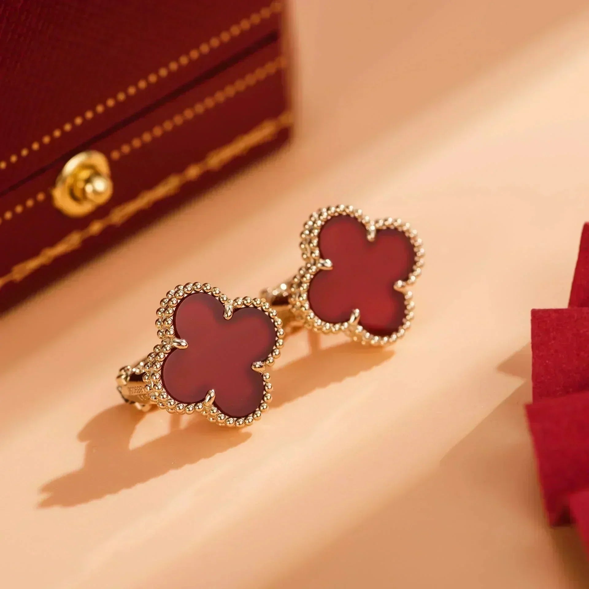 [Marin]CLOVER MEDIUM 1 MOTIFS CARNELIAN BOUCLES D'OREILLES