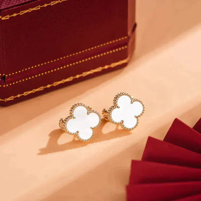 [Marin]CLOVER MEDIUM 1 MOTIFS  WHITE MOP STUD EARRINGS