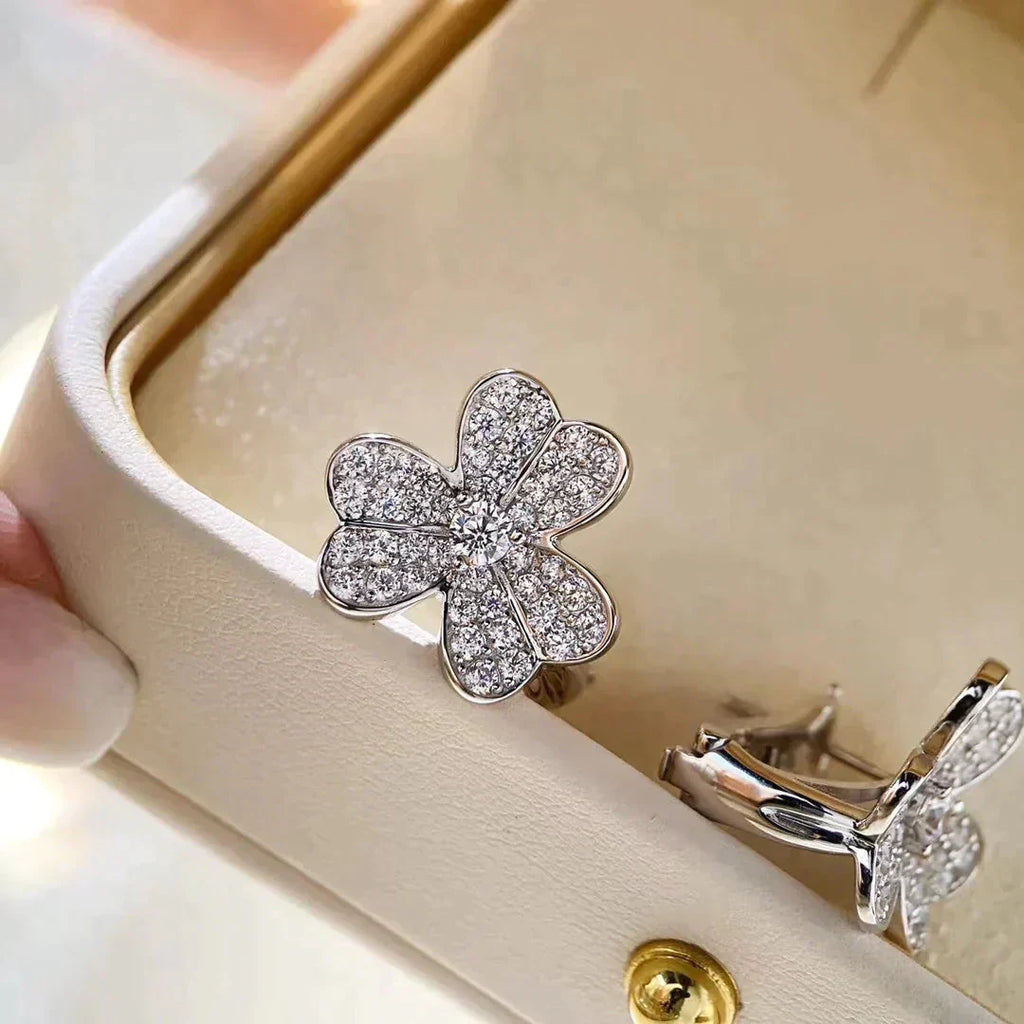 [Marin]CLOVER COMOS DIAMOND EARRINGS SILVER
