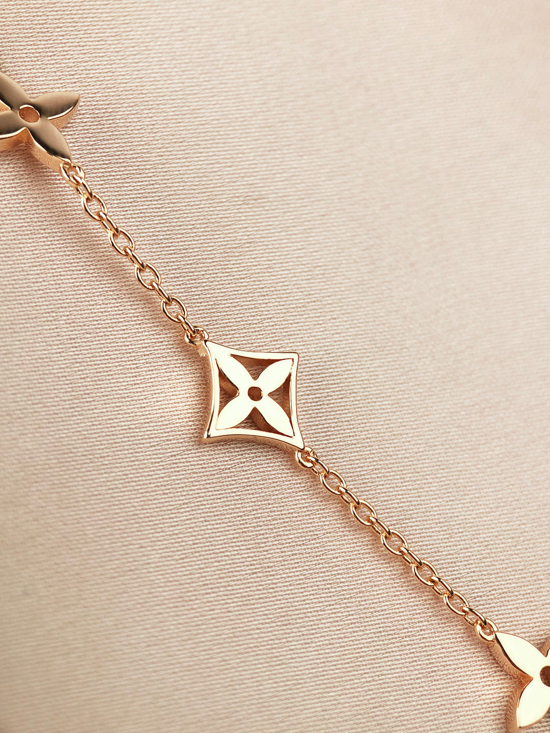 [Marin]BRACELET ÉTOILE ET SOLEIL 7 MOTIFS OR