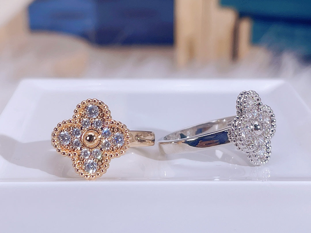 [Marin]CLOVER DIAMOND RING