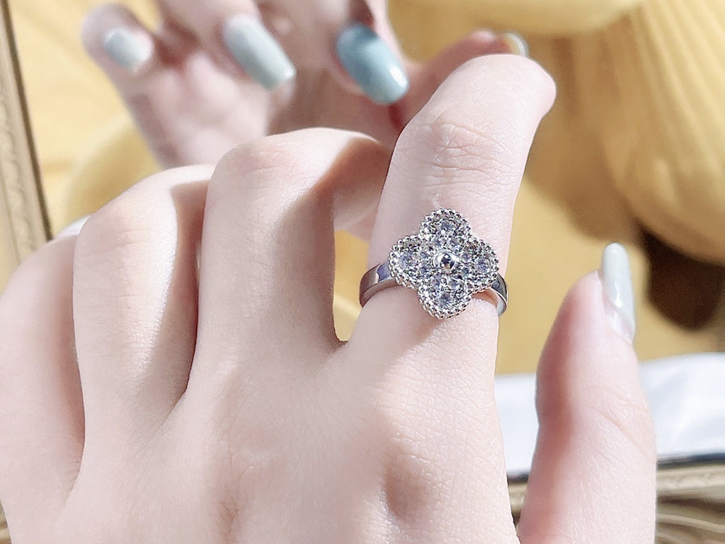 [Marin]CLOVER DIAMOND RING