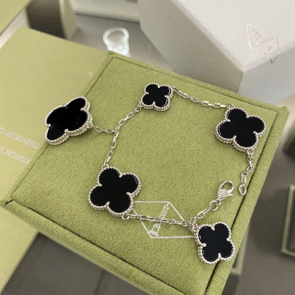[Marin]CLOVER 5 MOTIFS SIVLER ONYX BRACELET