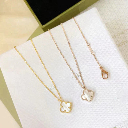 [Marin]CLOVER MINI 9.5MM WHITE MOTHER-OF-PEARL NECKLACE