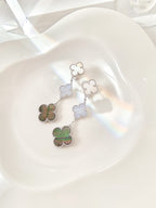 [Marin]BOUCLES D'OREILLES CLOVER 3 MOTIFS EN CHALCEDOINE ET NACRE FONCÉE EN ARGENT