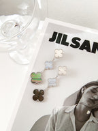 [Marin]BOUCLES D'OREILLES CLOVER 3 MOTIFS EN CHALCEDOINE ET NACRE FONCÉE EN ARGENT