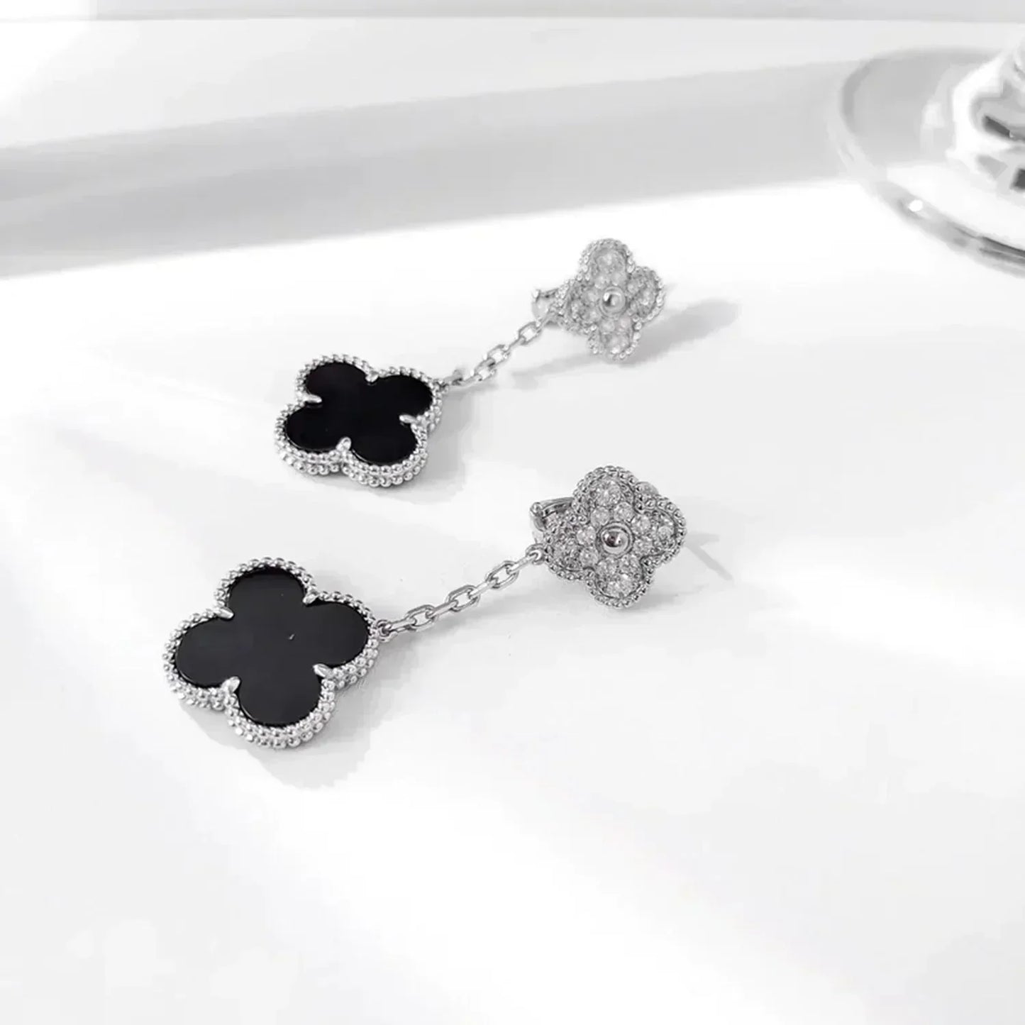 [Marin-Jewelry]CLOVER 2 MOTIFS  DIAMOND ONYX EARRINGS SILVER