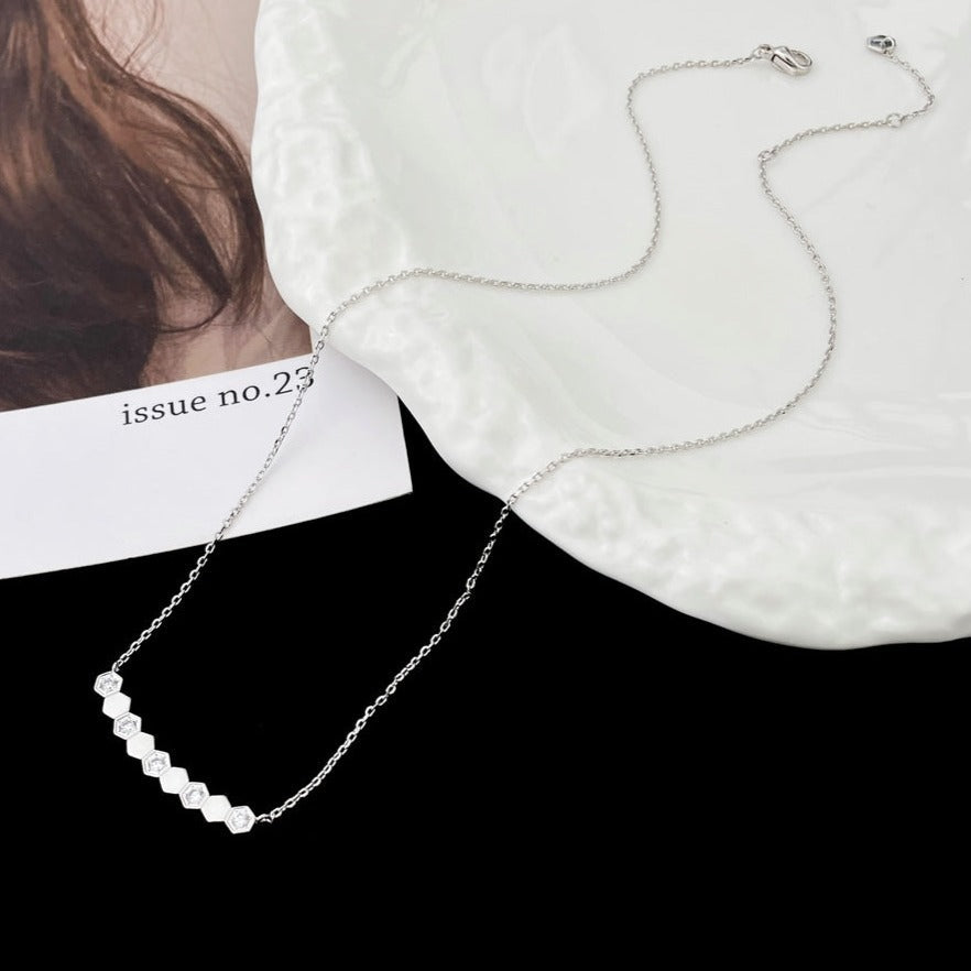 [Marin]BEE MY LOVE DIAMOND NECKLACE