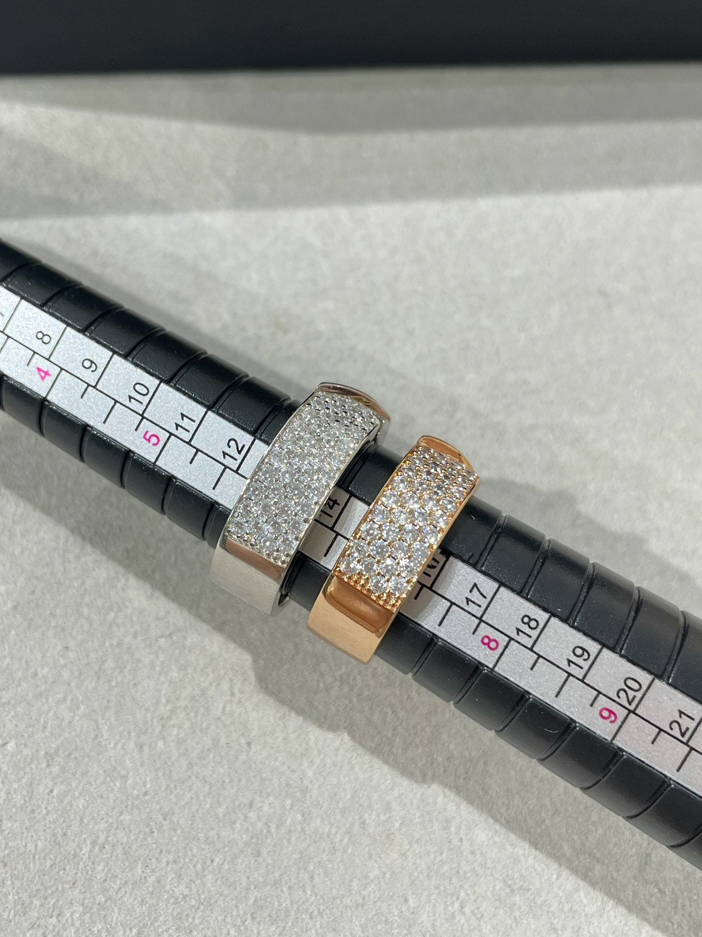[Marin]LIENS EVIDENCE  DIAMOND PAVED RING