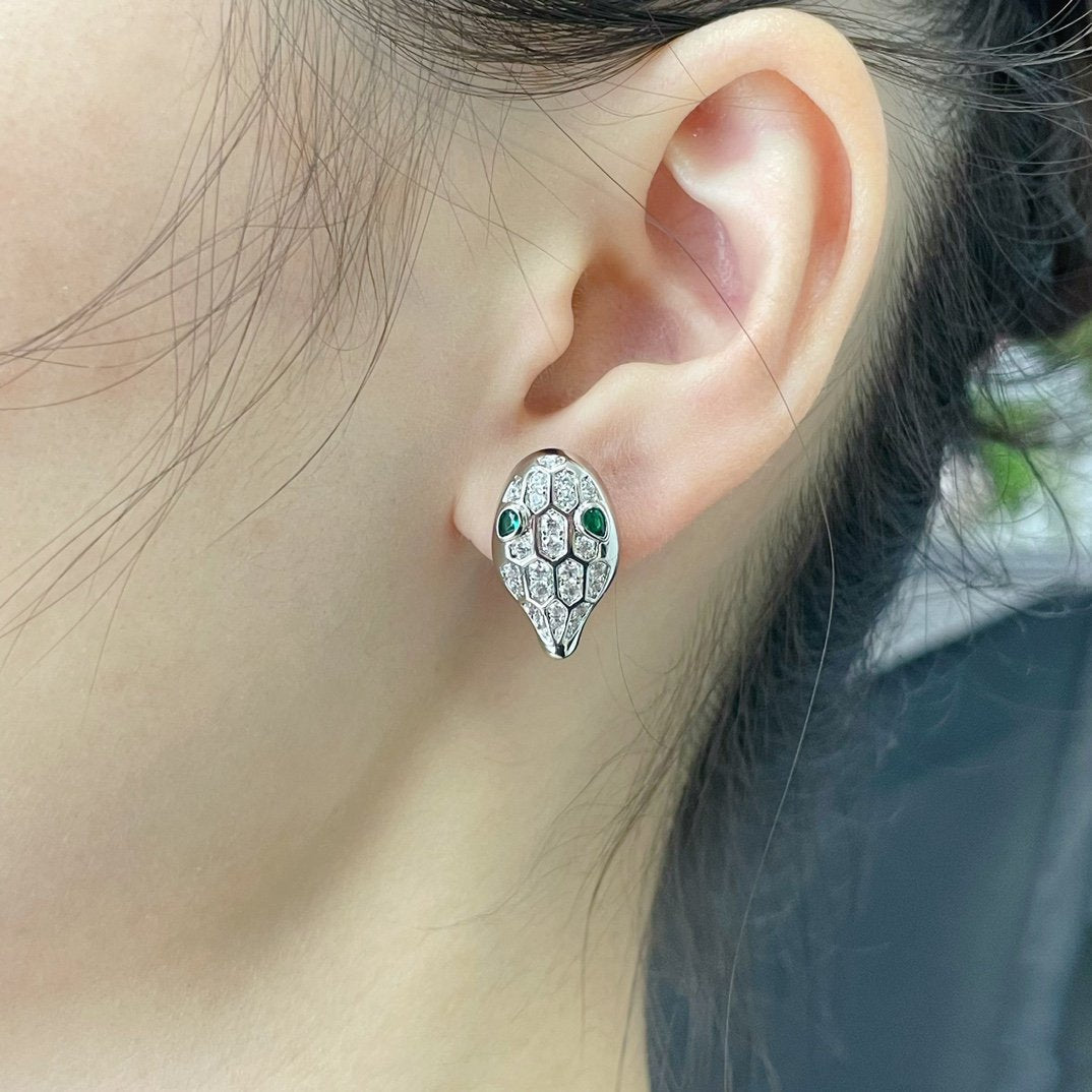 [Marin]SERPENT DIAMOND STUD EARRINGS