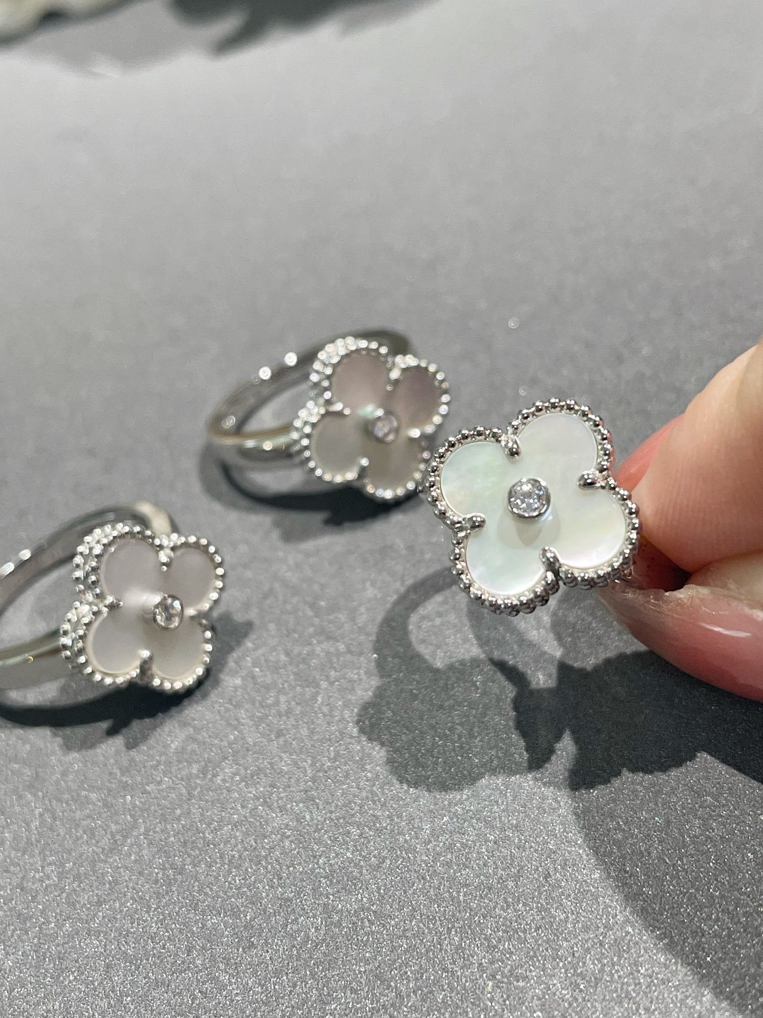 [Marin]CLOVER SILVER MOP DIAMOND RING