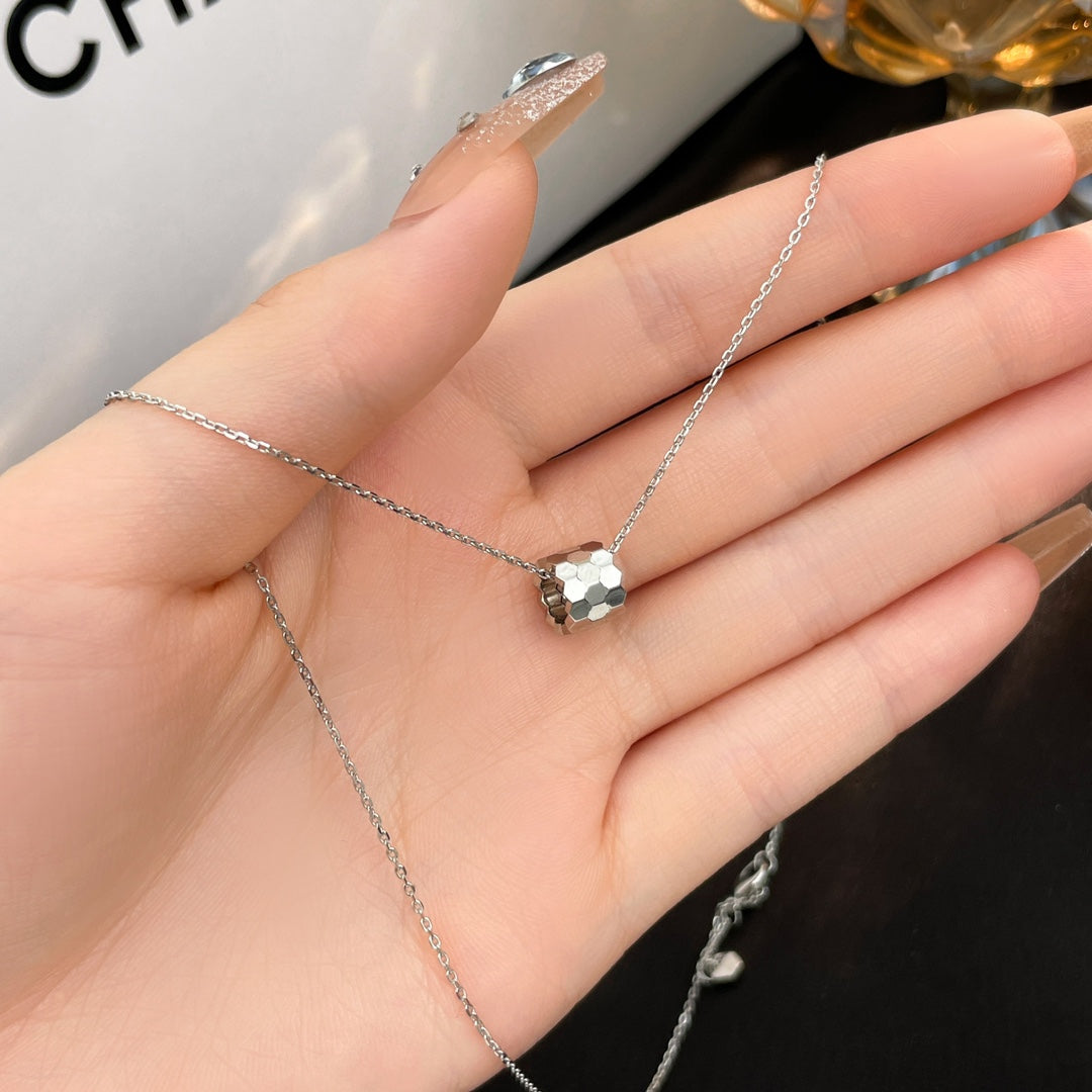 [Marin-Jewelry]BEE MINI NECKLACE