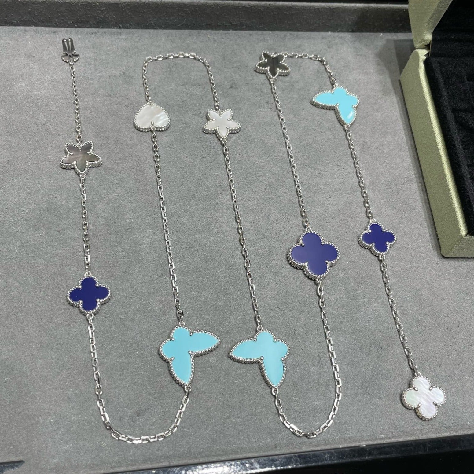 [Marin]LUCKY CLOVER SILVER 11 MOTIF NECKLACE