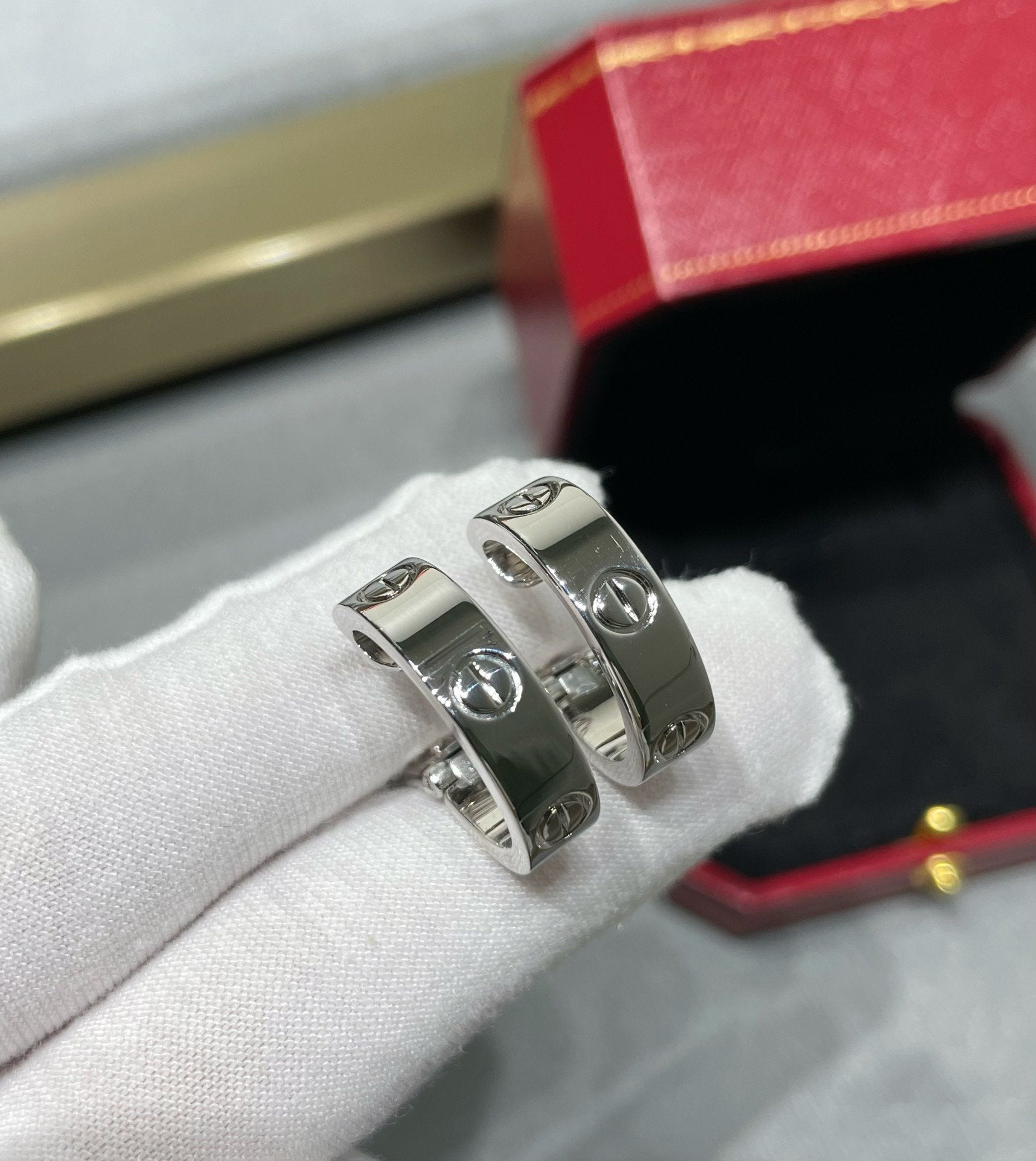 [Marin]LOVE 5.5MM ピアス